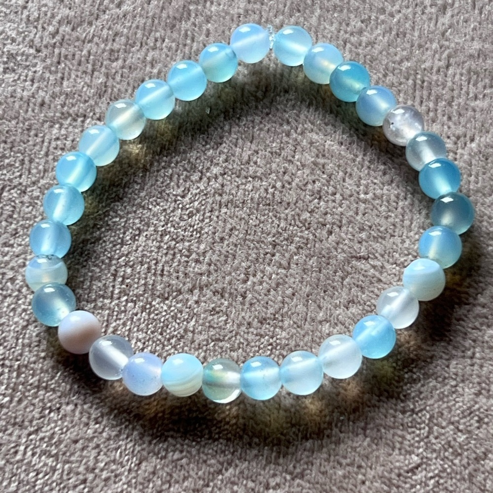🤍HP🤍 Handmade Elegant Natural 🩵 Blue Sardonyx Stone Beaded Bracelet, Size 7”